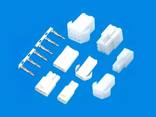 4.5卡板对接三排连接器